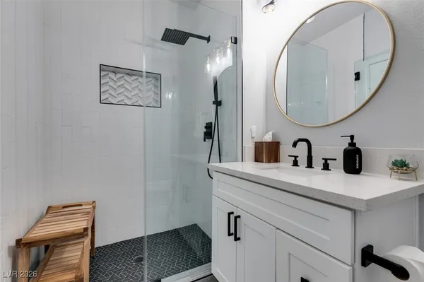 $2,475 | 75 North Valle Verde Drive, Unit 1511, Henderson, NV 89074