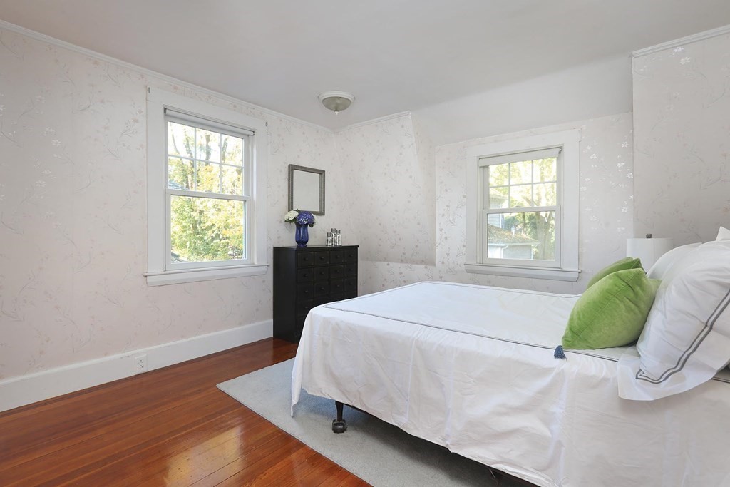 43 Williston Road Newton, MA 02466 - Photo 8 of 13 Gallery Image 8