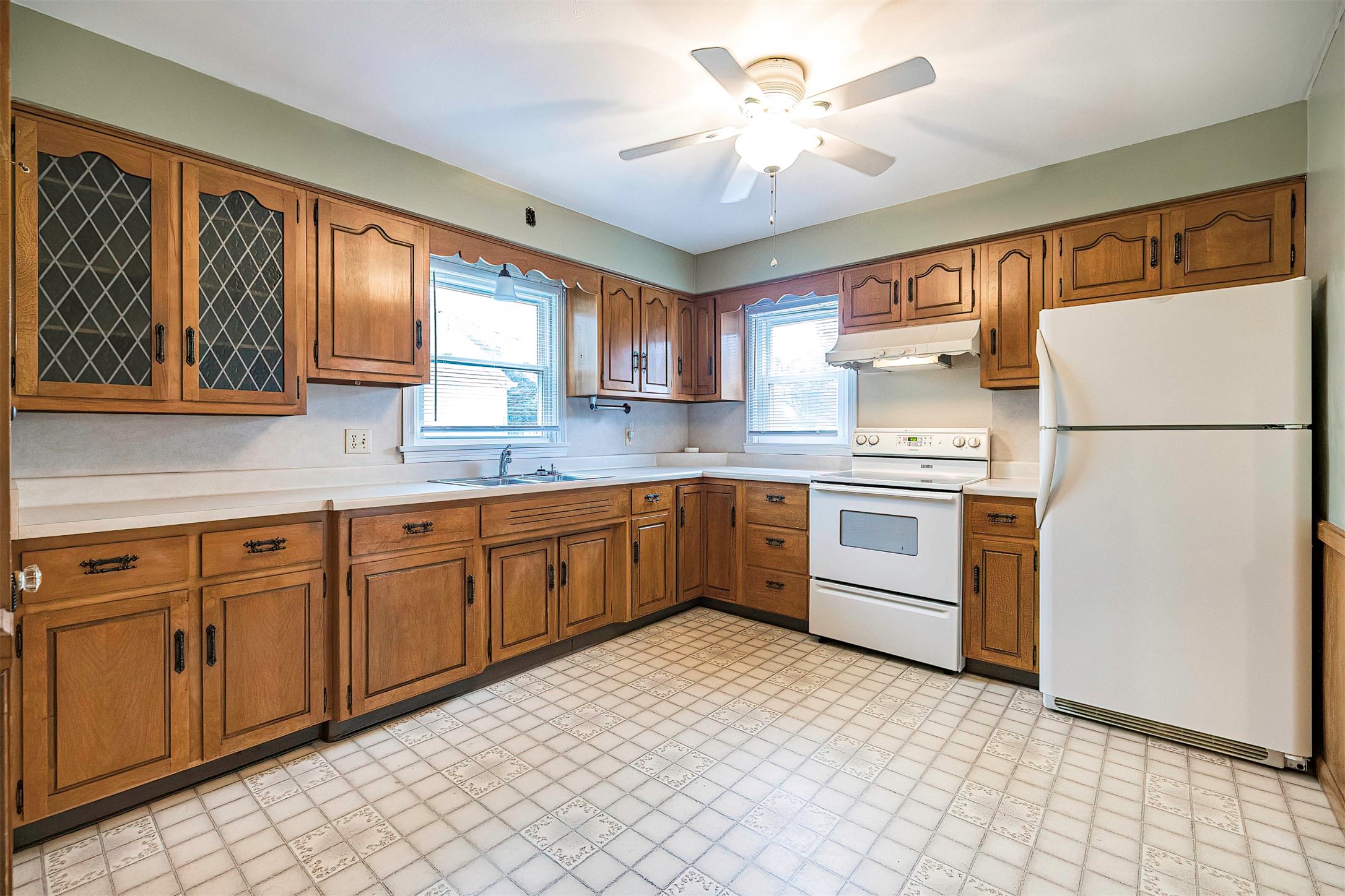 1415 Cold Spring Drive Erie, PA 16508 - Photo 4 of 43 Gallery Image 4