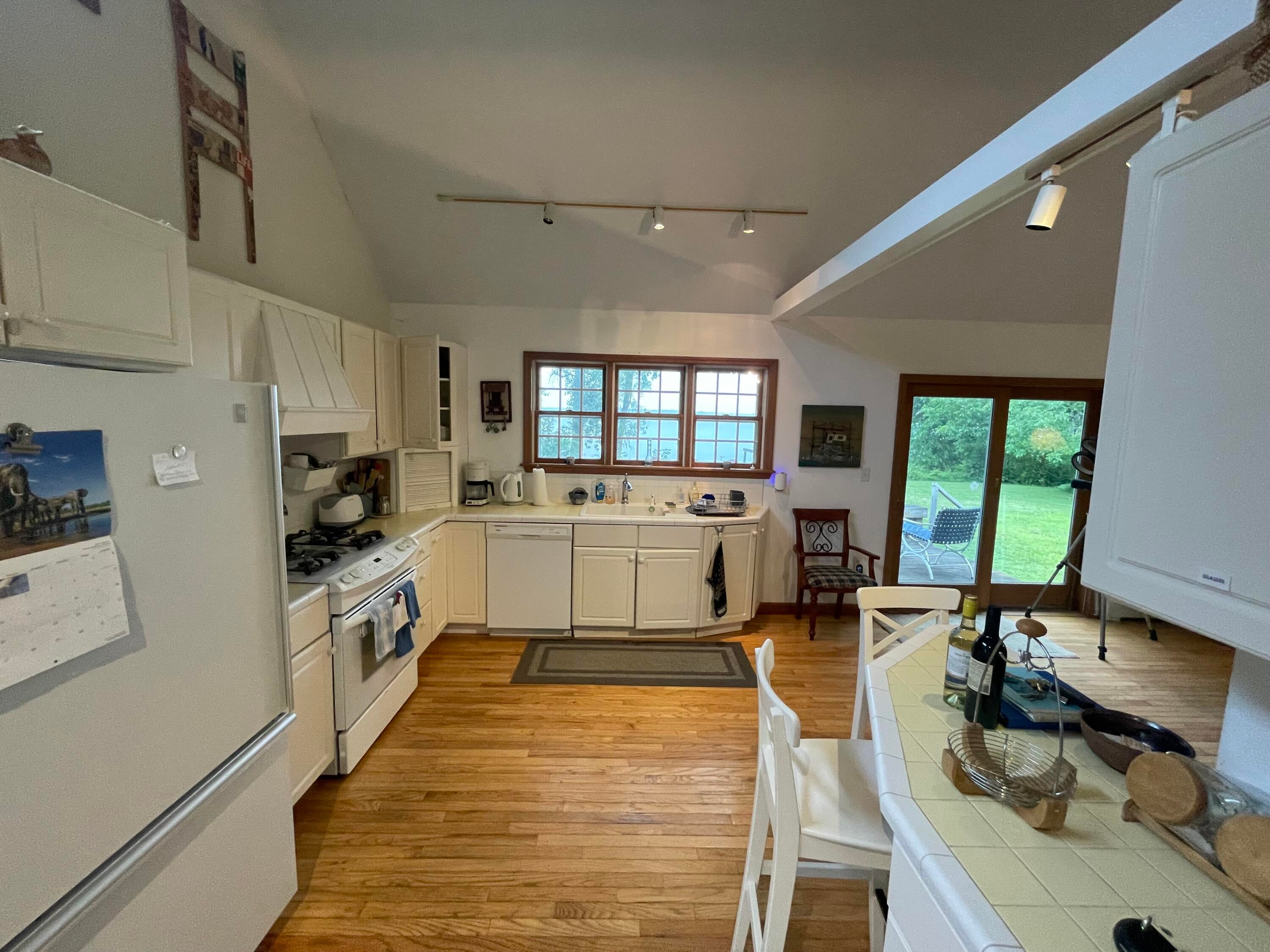 388 Dickson Point Road Plattsburgh, NY 12901 - Photo 14 of 25 Gallery Image 14