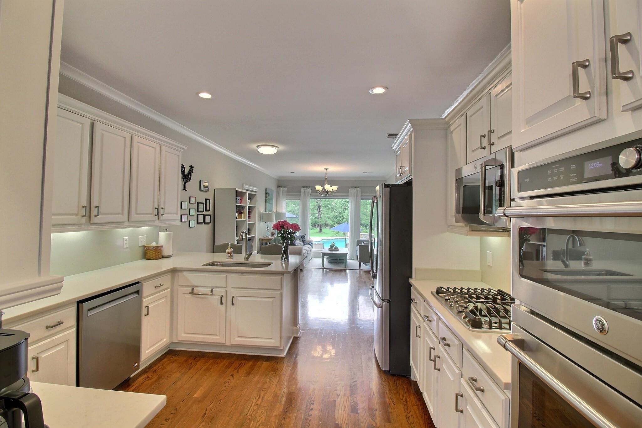 5191 Rowen Oak Road Collierville, TN 38017 - Photo 8 of 40 Gallery Image 8
