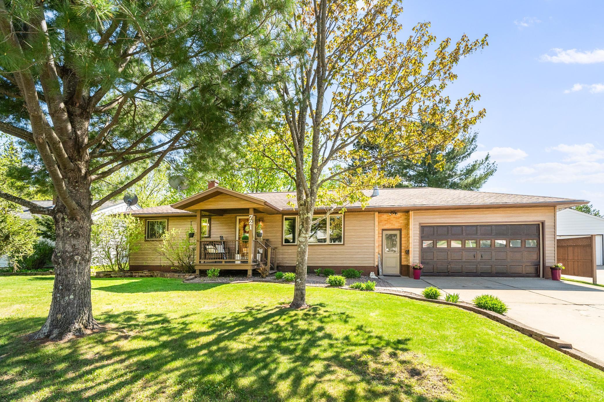 721 Maple Drive Aurora, MN 55705 - Photo 1 of 1