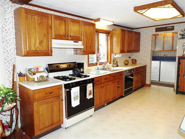 77 Donna Road Bellingham, MA 02019 - Photo 17 of 29 Gallery Image 17