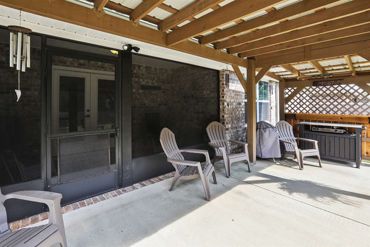 1413 Thames Drive Foley, AL 36535 - Photo 14 of 16 View of screend in Porch