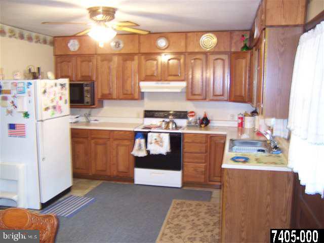 2235 Cold Springs Road Orrtanna, PA 17353 - Photo 2 of 16