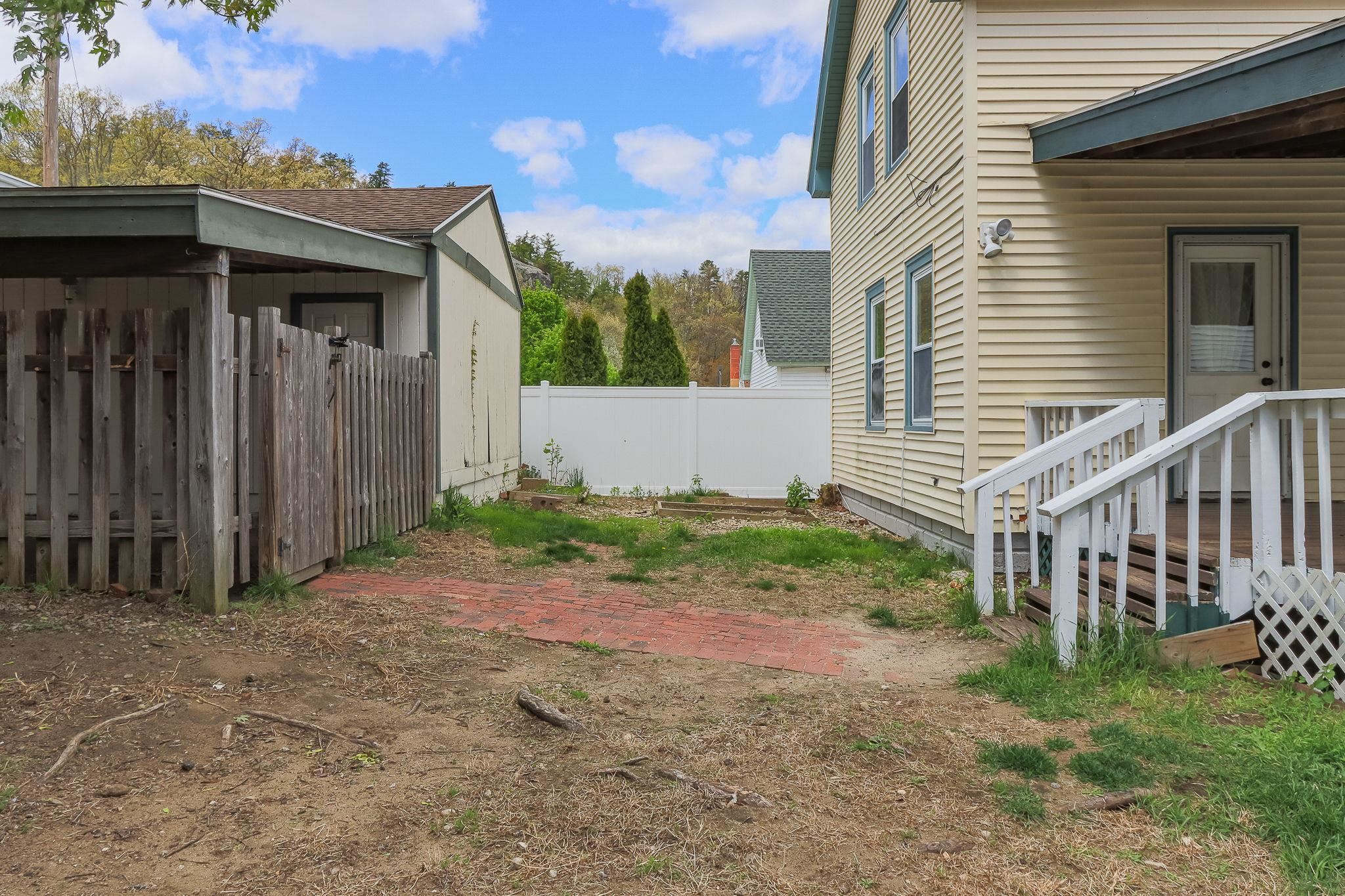 222 Laval Street Manchester, NH 03102 - Photo 11 of 54