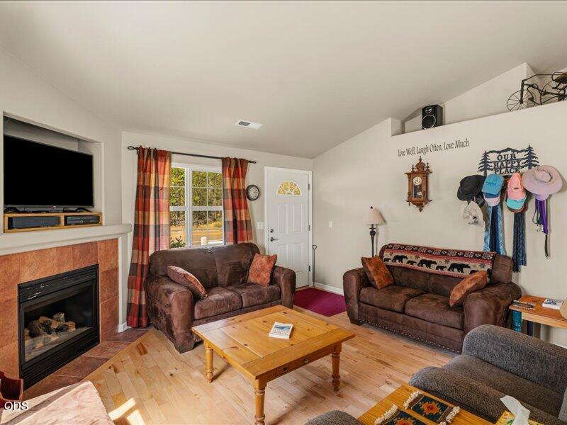 16679 William Foss Road La Pine, OR 97739 - Photo 7 of 44