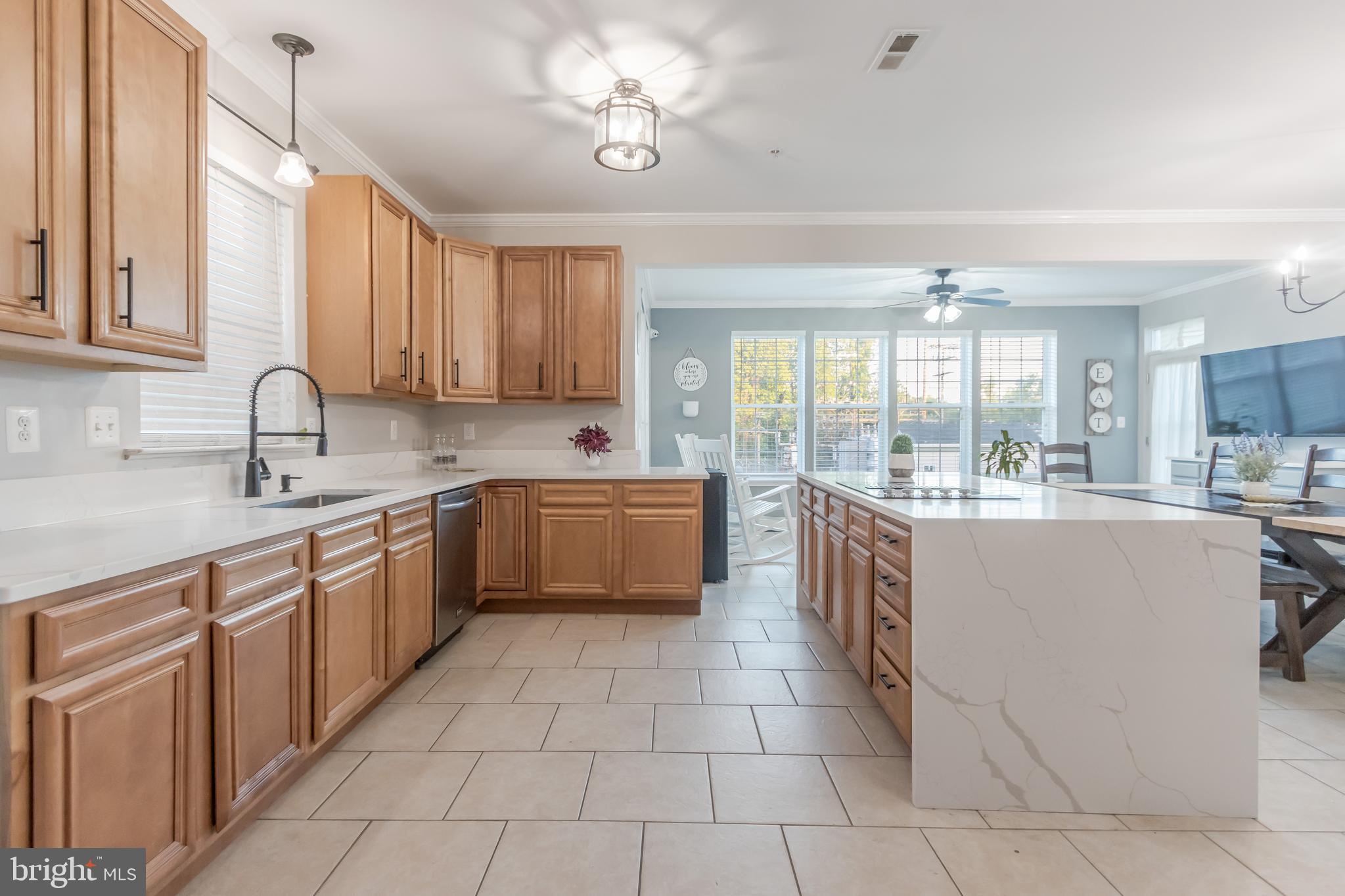 4907 Seltzer Road Lanham, MD 20706 - Photo 4 of 51