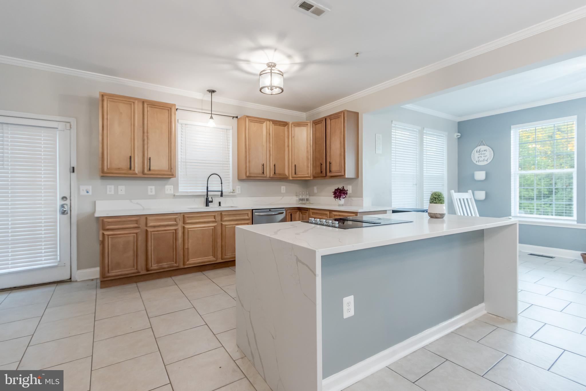 4907 Seltzer Road Lanham, MD 20706 - Photo 7 of 51