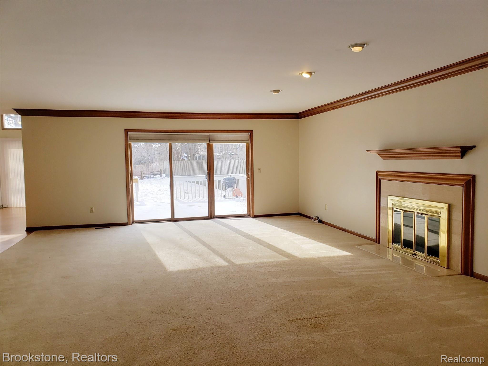 1485 Kings Pointe Road Grand Blanc, MI 48439 - Photo 12 of 38 20210110_195237.jpg