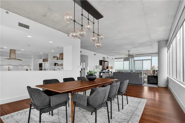 $2,895,000 | 4646 Broadway Boulevard, Unit 12, Kansas City, MO 64112