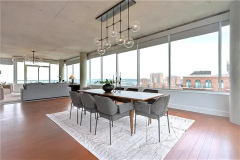 $2,895,000 | 4646 Broadway Boulevard, Unit 12, Kansas City, MO 64112