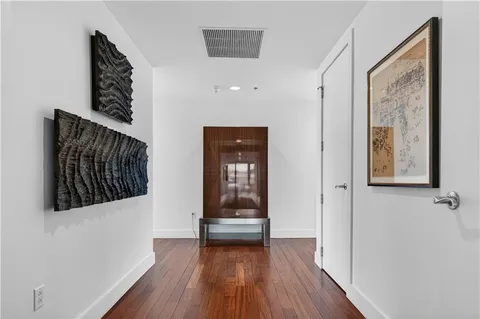 $2,895,000 | 4646 Broadway Boulevard, Unit 12, Kansas City, MO 64112