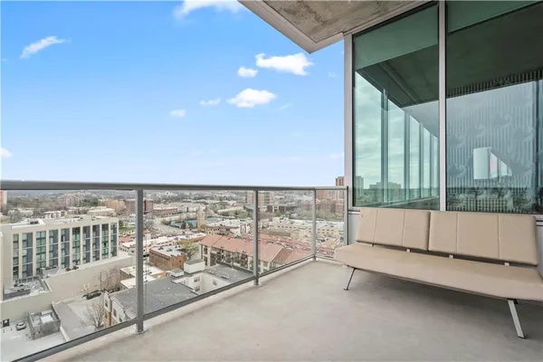 $2,895,000 | 4646 Broadway Boulevard, Unit 12, Kansas City, MO 64112