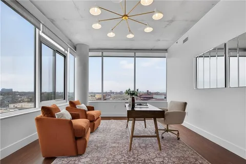 $2,895,000 | 4646 Broadway Boulevard, Unit 12, Kansas City, MO 64112