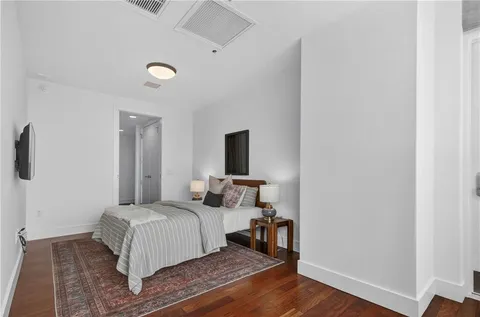 $2,895,000 | 4646 Broadway Boulevard, Unit 12, Kansas City, MO 64112