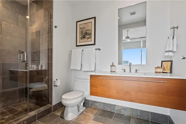 $2,895,000 | 4646 Broadway Boulevard, Unit 12, Kansas City, MO 64112