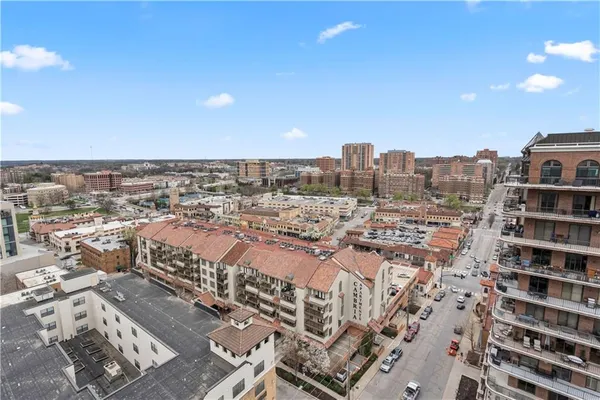 $2,895,000 | 4646 Broadway Boulevard, Unit 12, Kansas City, MO 64112