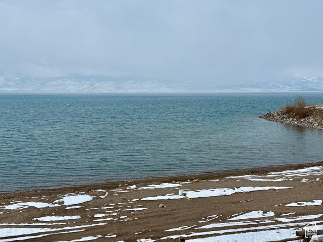 3907 East Shore Road, Unit 15 St. Charles, ID 83272 - Photo 16 of 20 Sandy beach