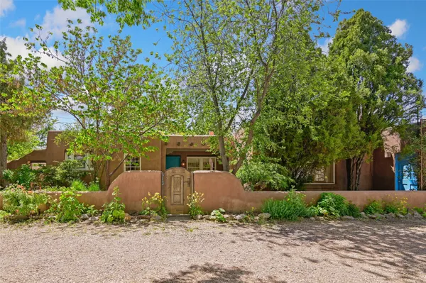 $1,457,000 | 513 Plaza Balentine, Santa Fe, NM 87501