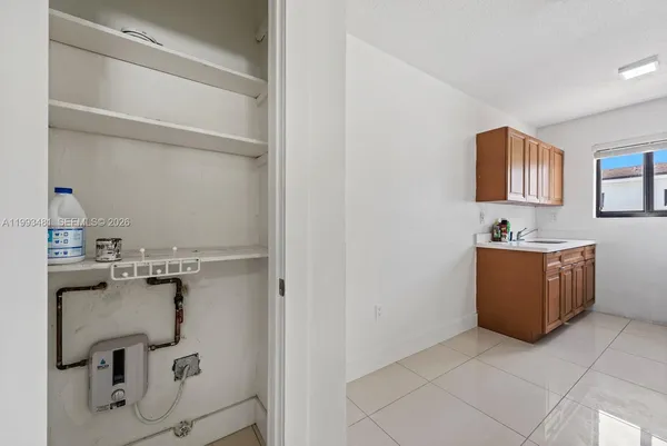 $1,750 | 1911 Northwest 30th Street, Unit 4, Miami, FL 33142