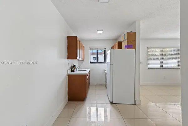 $1,750 | 1911 Northwest 30th Street, Unit 4, Miami, FL 33142