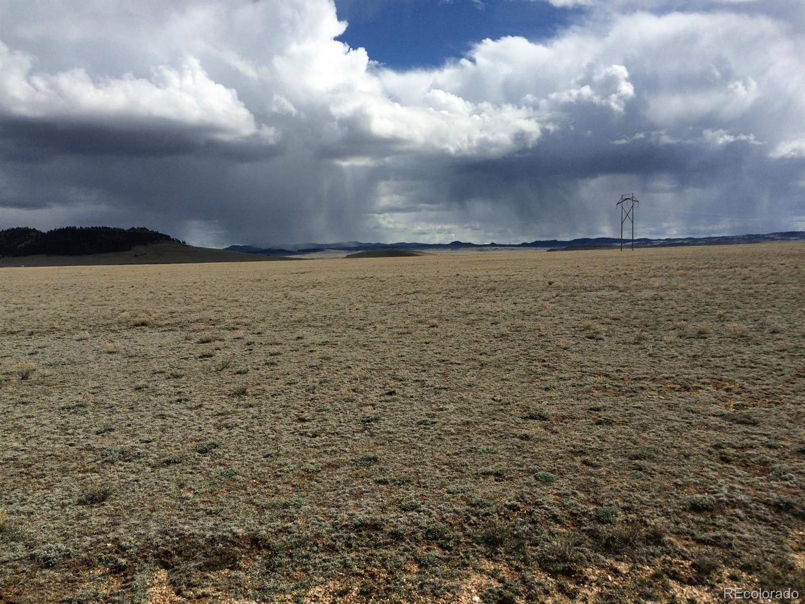 7186 Larimer Road Hartsel, CO 80449 - Photo 2 of 5 a view of an ocean