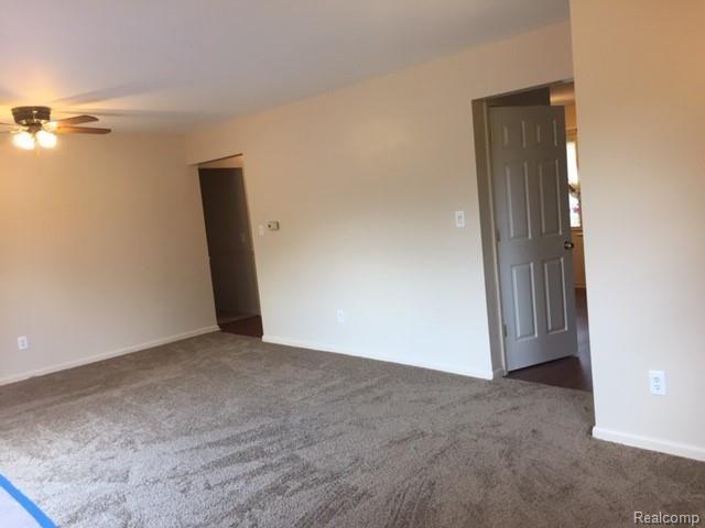 3577 Ridgecliffe Drive Flint, MI 48532 - Photo 9 of 30 IMG_7838.JPG
