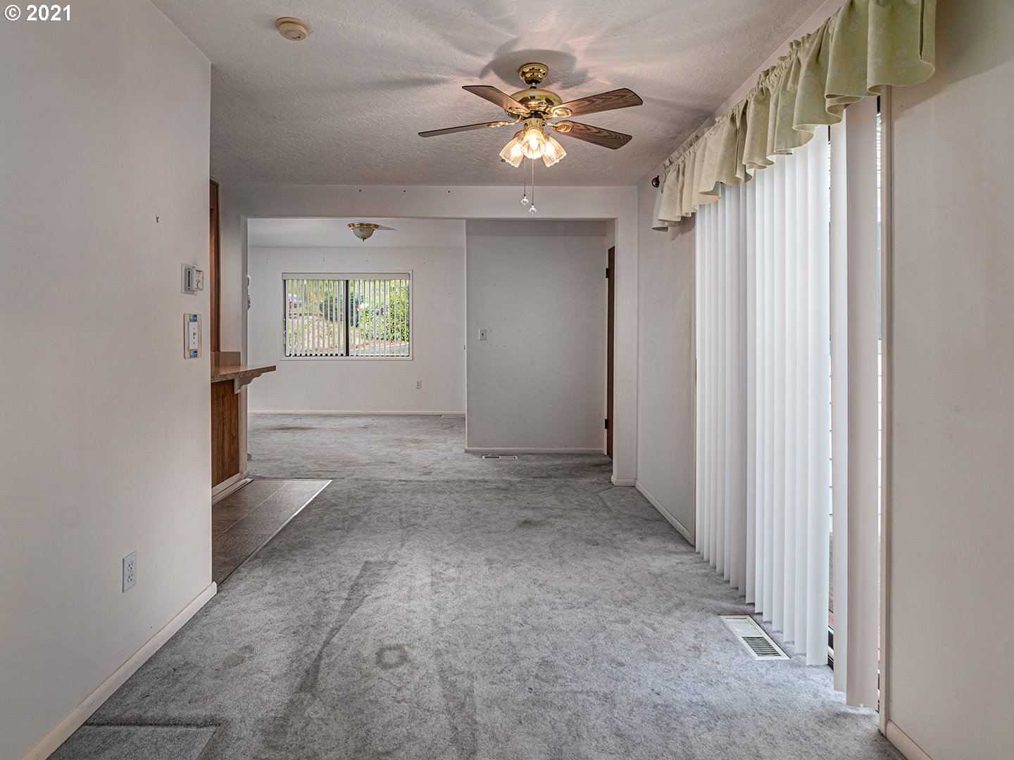 4630 Southwest Hamilton Street Portland, OR 97221 - Photo 11 of 24 Gallery Image 11