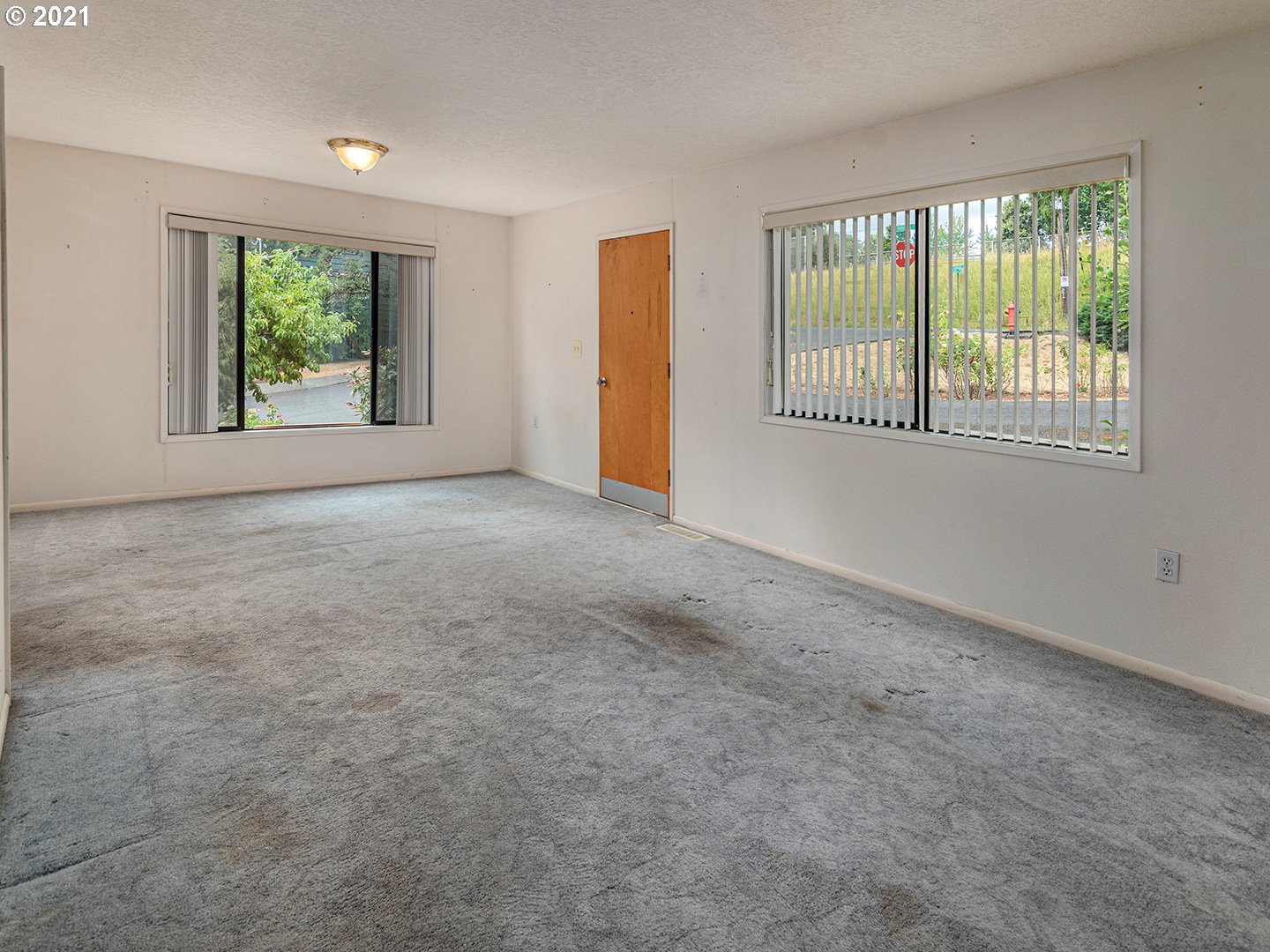 4630 Southwest Hamilton Street Portland, OR 97221 - Photo 3 of 24 Gallery Image 3
