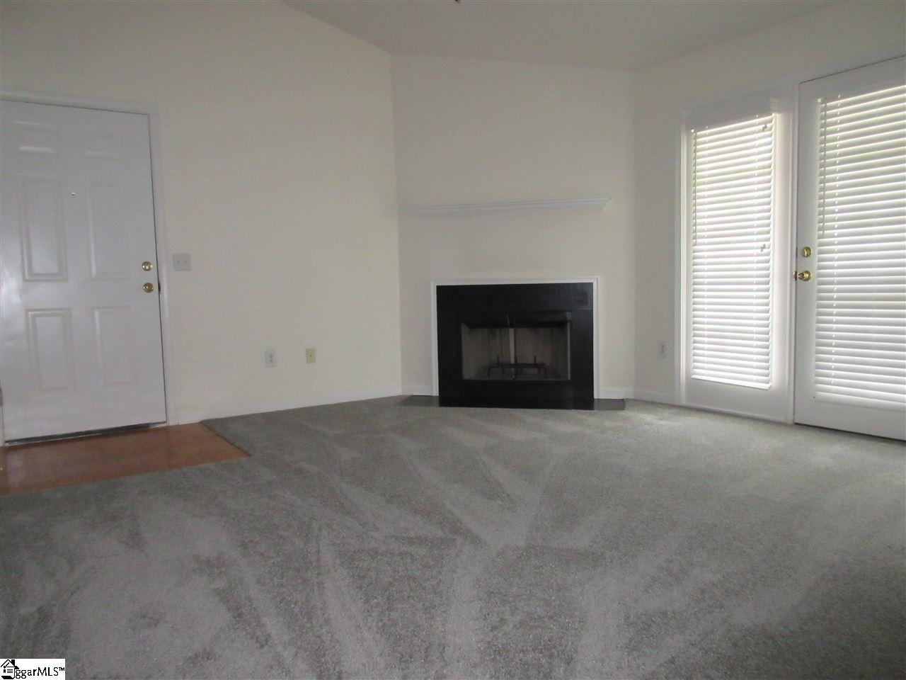 407 Pelham Square Way Greer, SC 29650 - Photo 3 of 18 Gallery Image 3