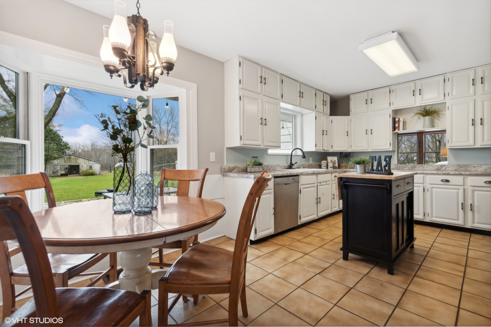 22163 North Harbor Road Barrington, IL 60010 - Photo 17 of 72 Gallery Image 17