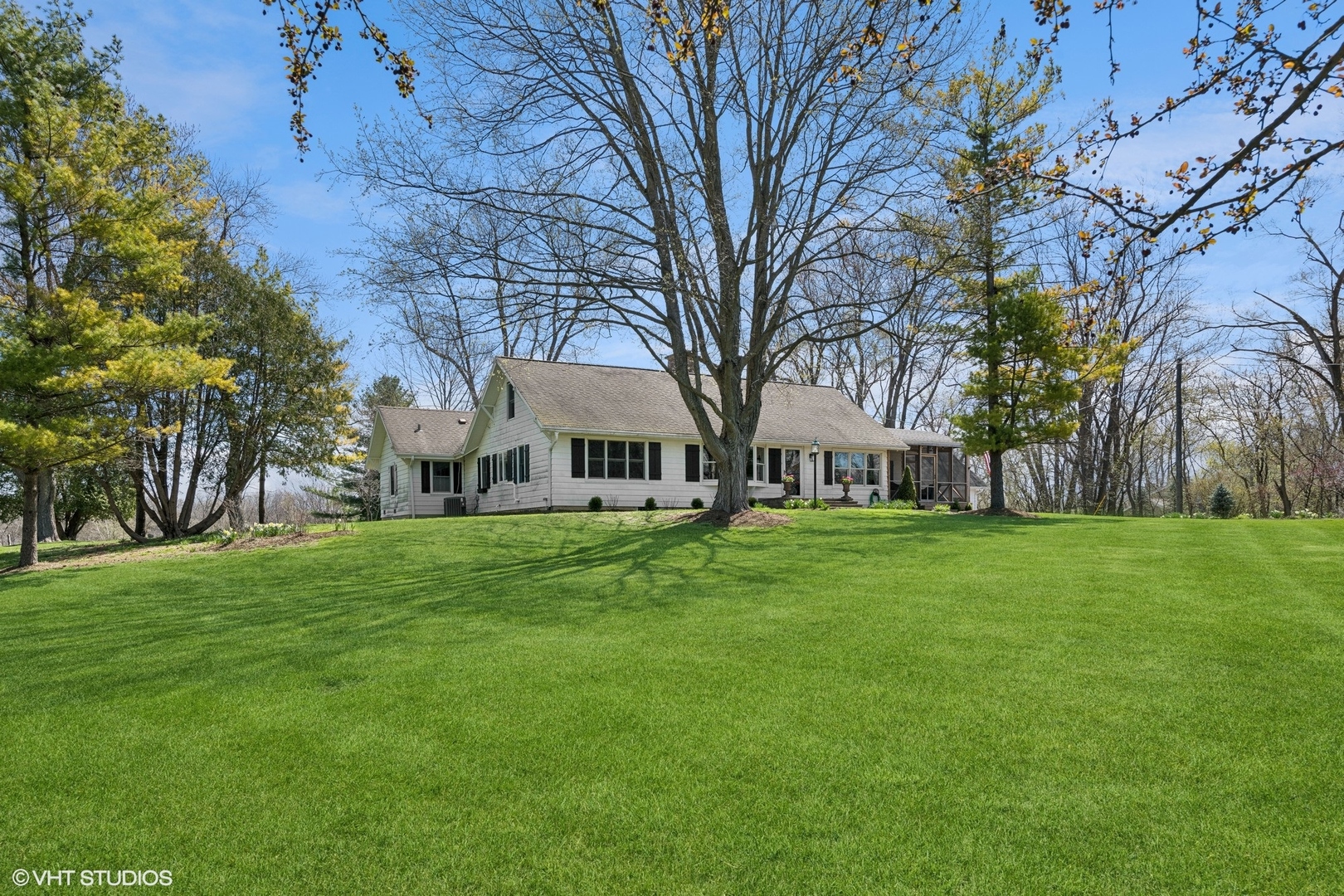 22163 North Harbor Road Barrington, IL 60010 - Photo 3 of 72 Gallery Image 3