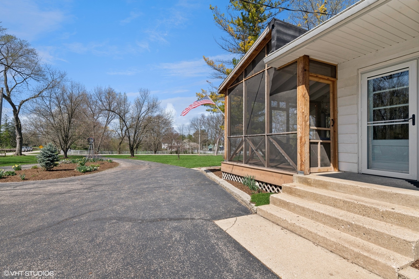 22163 North Harbor Road Barrington, IL 60010 - Photo 55 of 72 Gallery Image 55