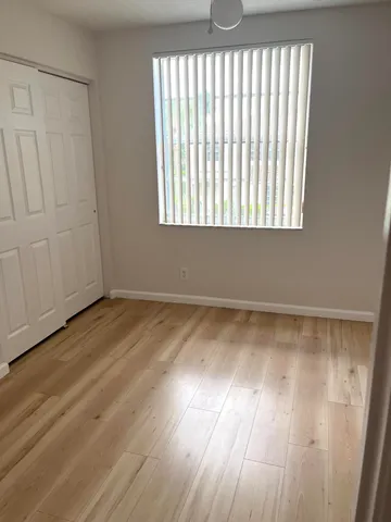 $2,300 | 930 Summit Lake Drive, West Palm Beach, FL 33406