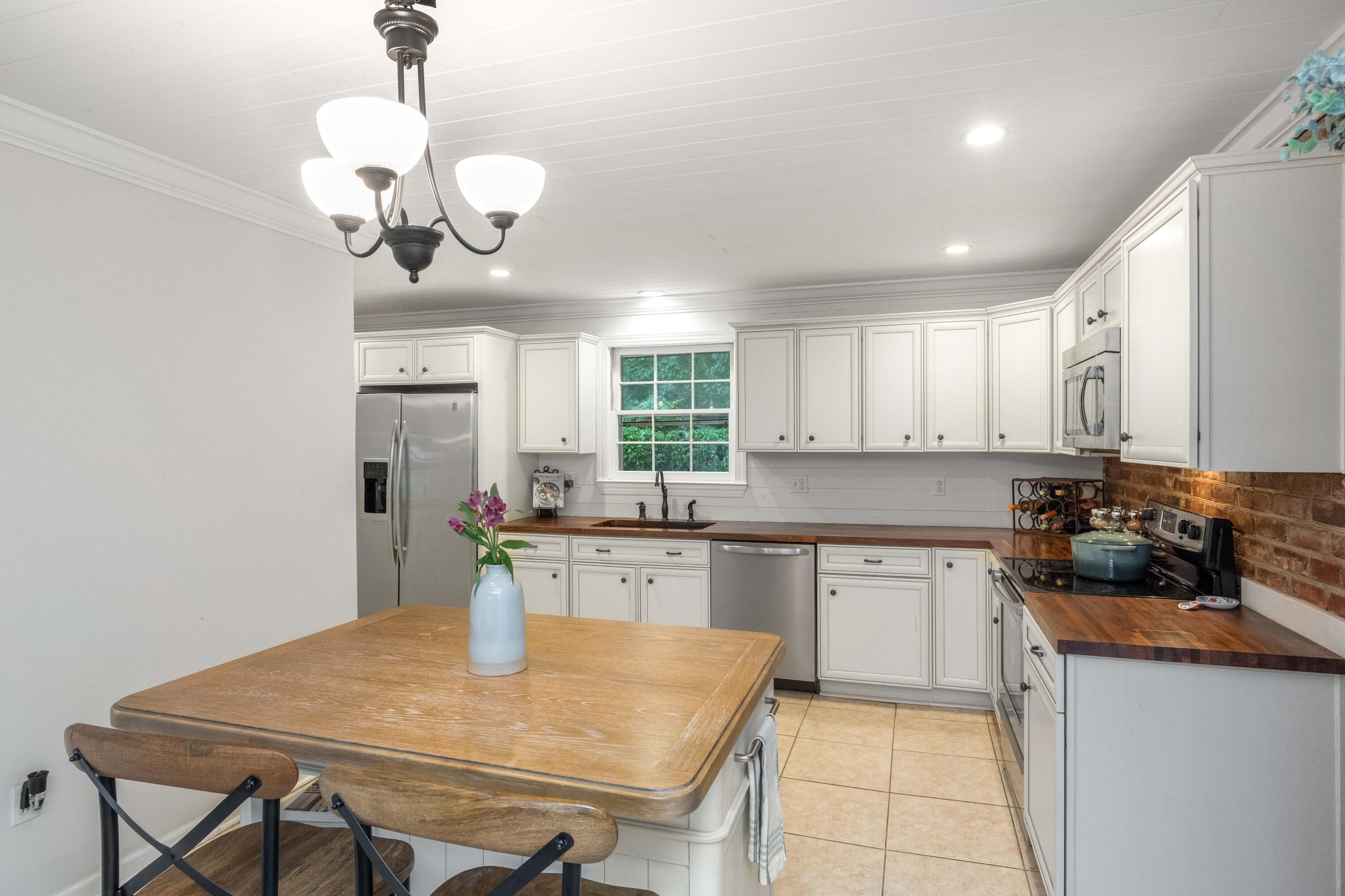 2324 Wofford Road Charleston, SC 29414 - Photo 12 of 57 2324 Wofford Rd-30