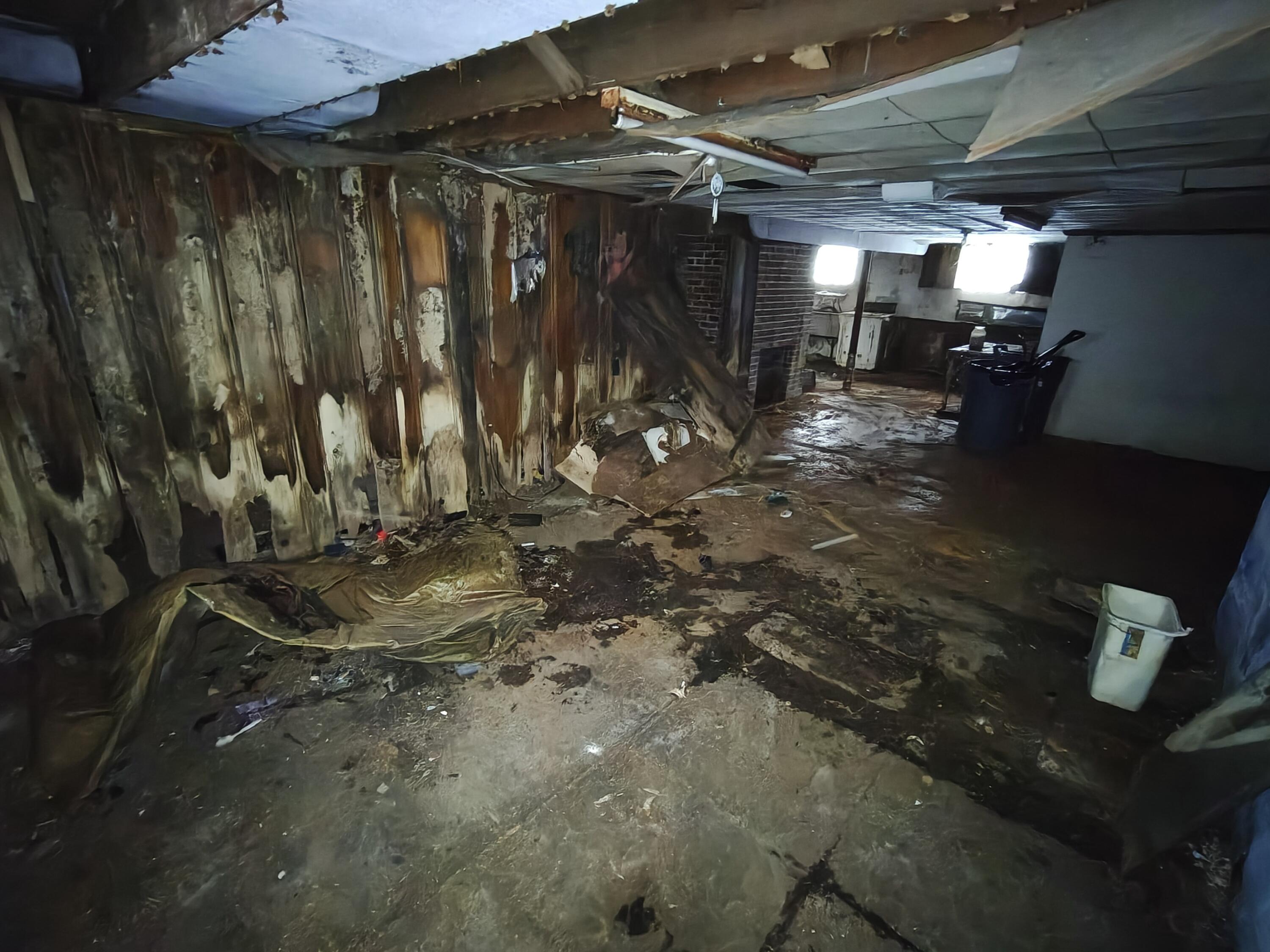 238 North Indiana Street Griffith, IN 46319 - Photo 15 of 23 a view of room