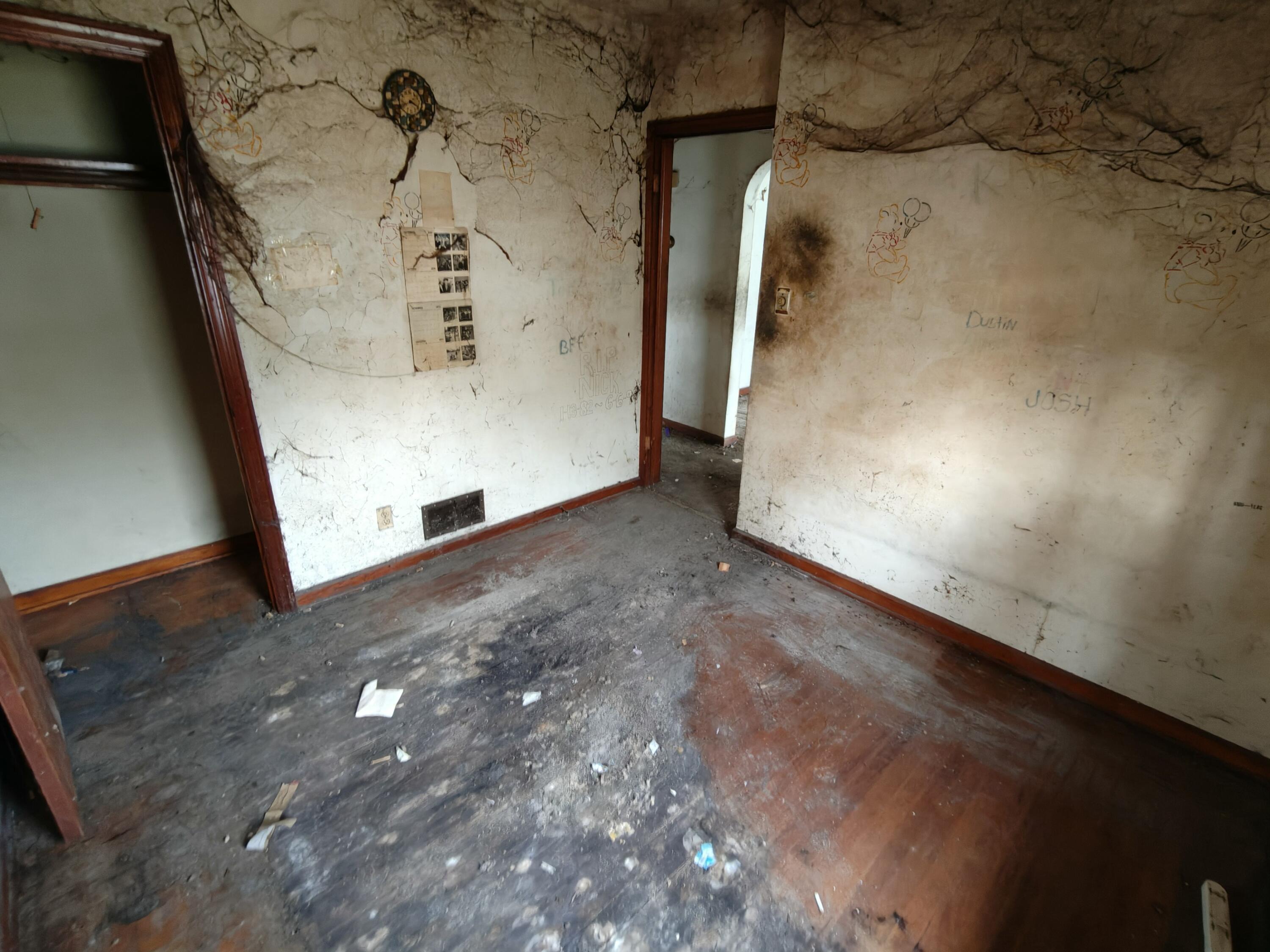 238 North Indiana Street Griffith, IN 46319 - Photo 8 of 23 a view of water heater room