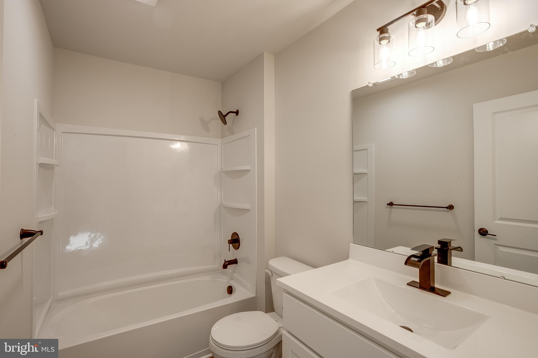 14 Fieldstone Court Bridgeton, NJ 08302 - Photo 14 of 28 Upstairs Full Bath
