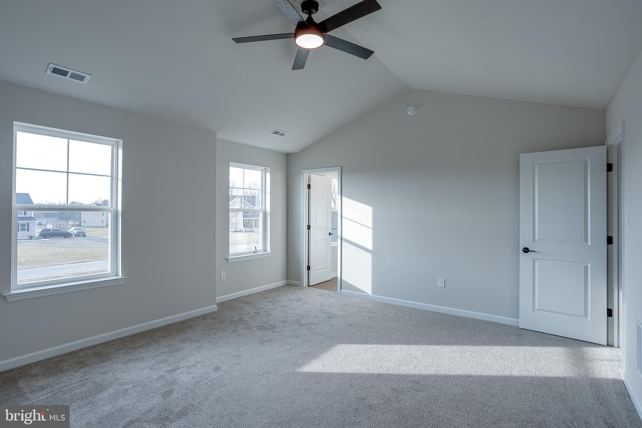 14 Fieldstone Court Bridgeton, NJ 08302 - Photo 16 of 28 Primary with Cathedral