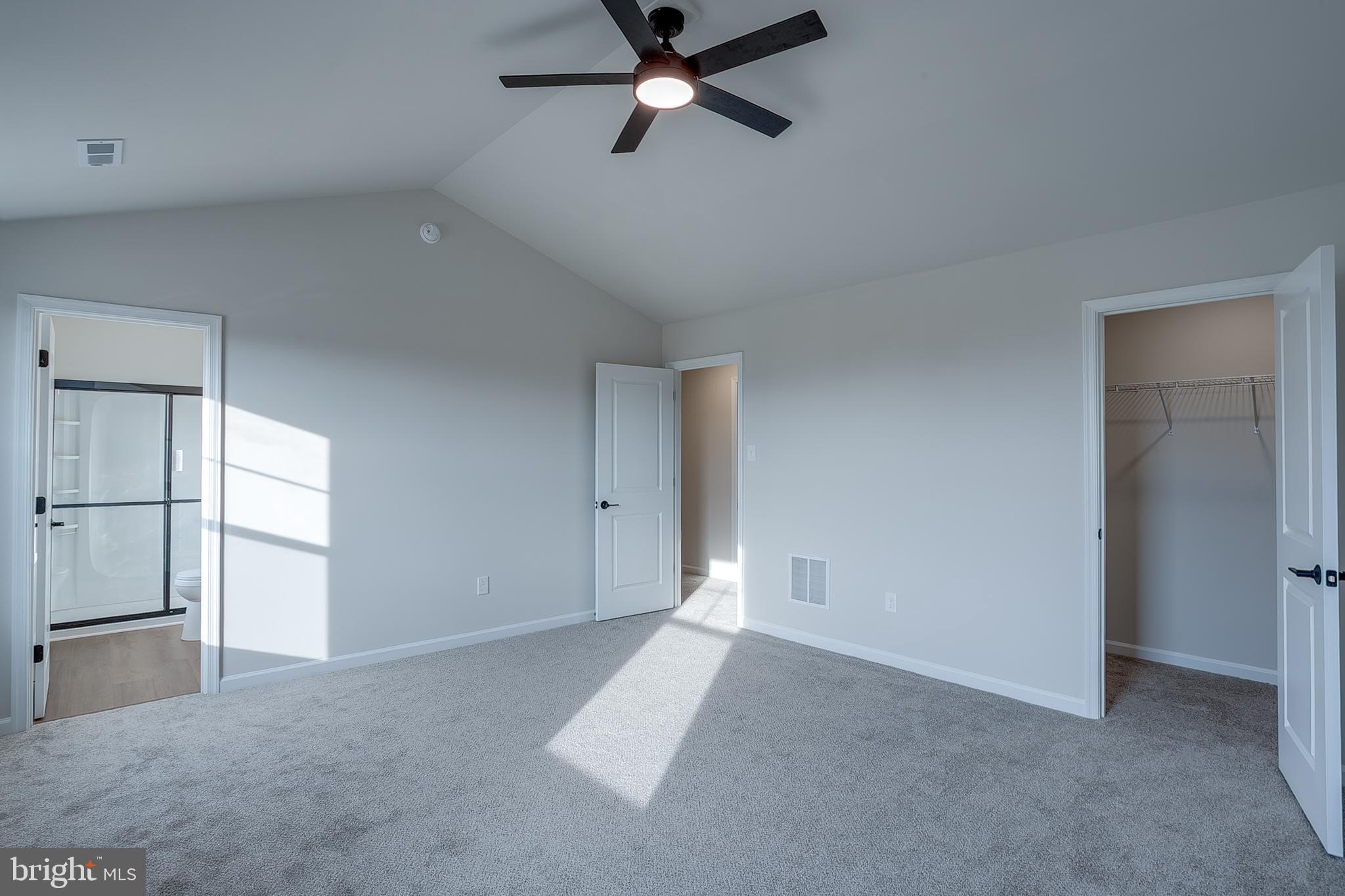 14 Fieldstone Court Bridgeton, NJ 08302 - Photo 17 of 28 Primary with Cathedral