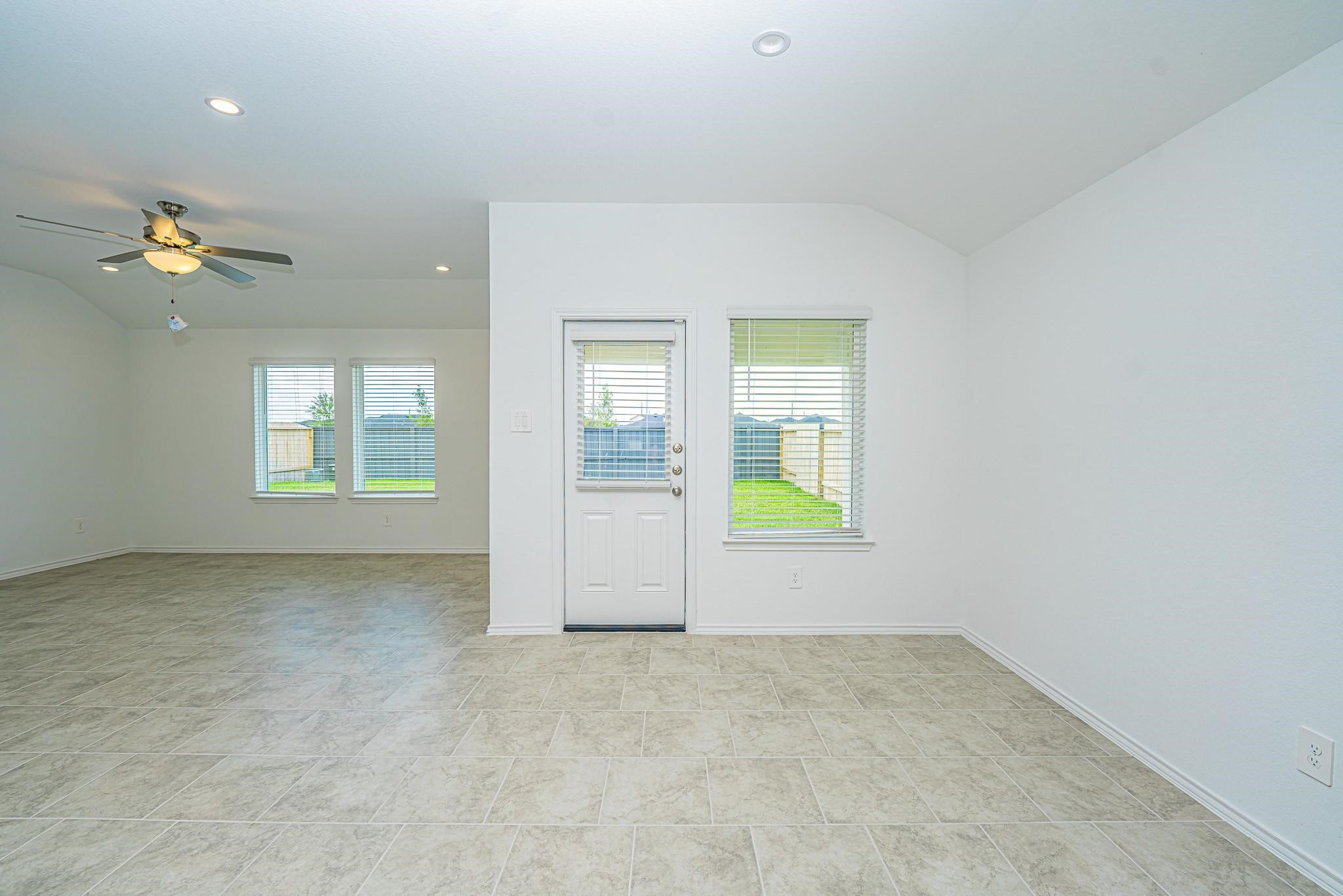 1118 Appaloosa Lane Rosharon, TX 77583 - Photo 6 of 37