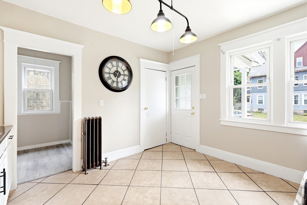 341-343 White Street Springfield, MA 01108 - Photo 3 of 27