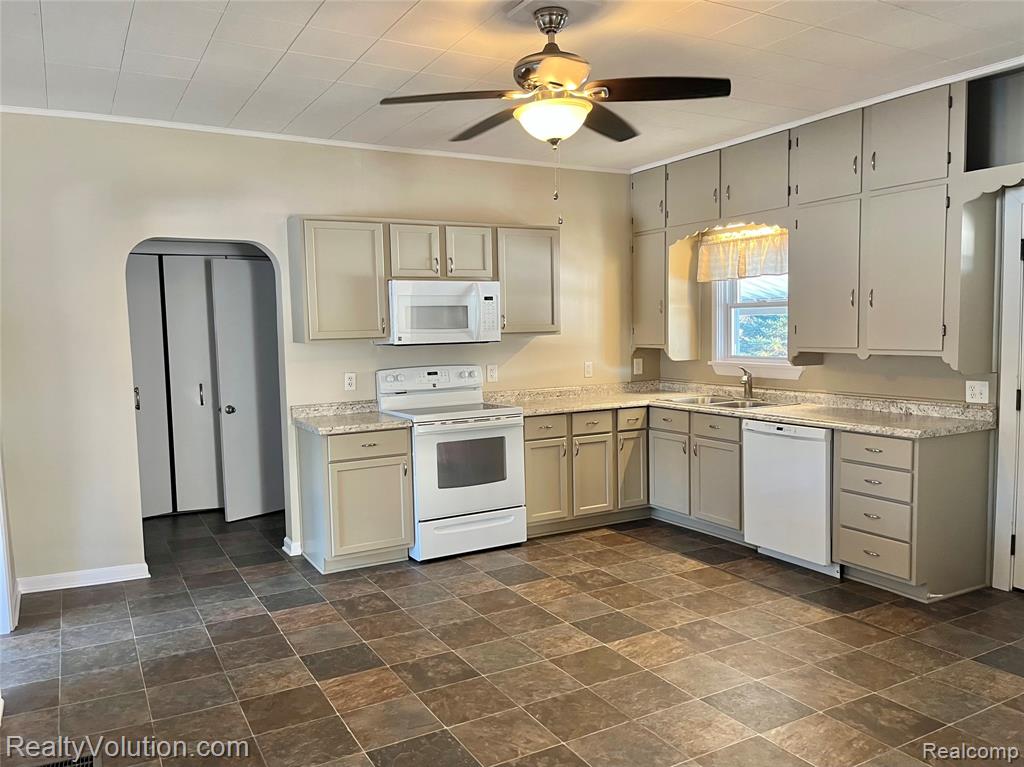 4850 East Burnside Road North Branch, MI 48461 - Photo 6 of 22 Gallery Image 6