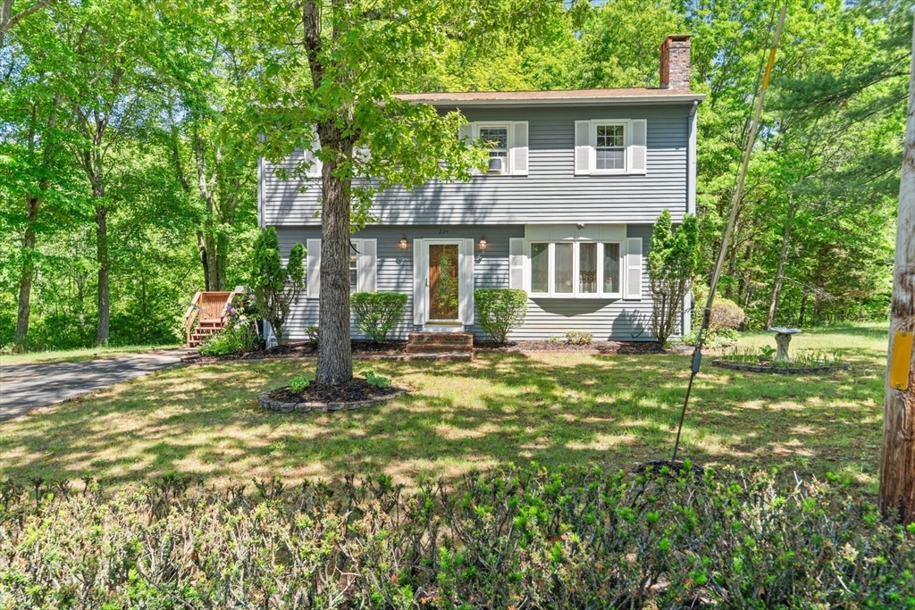 224 Perryville Road Rehoboth, MA 02769 - Photo 2 of 28
