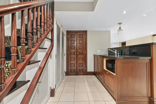 a view of an entryway