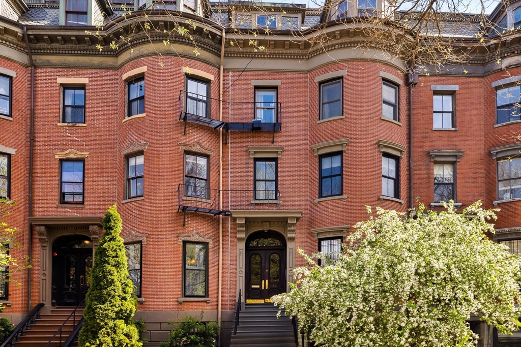 22 Worcester Square, Unit 1 Boston, MA 02118 - Photo 32 of 36