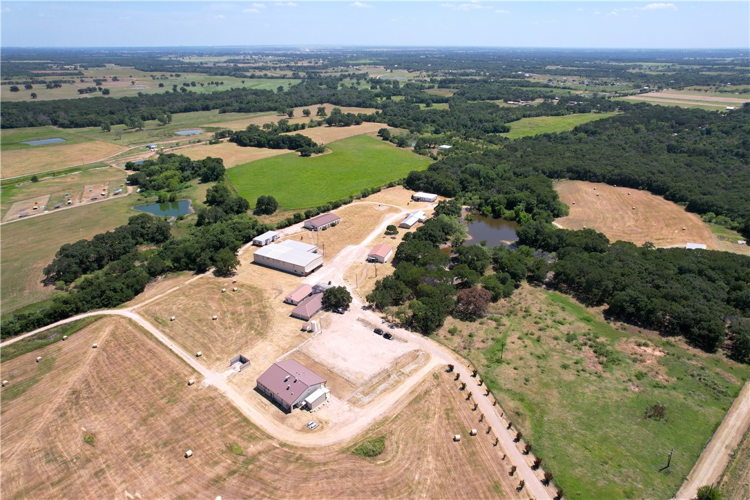 5467 Rogers Hill Road West, TX 76691 - Photo 4 of 32