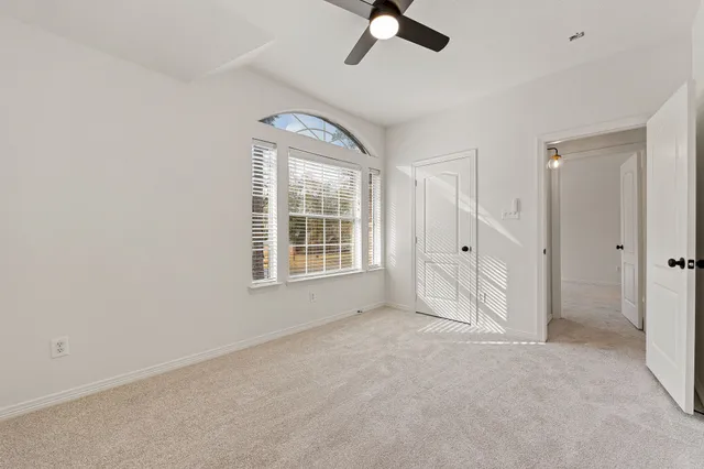 $2,600 | 910 Box Elder Drive, Magnolia, TX 77354