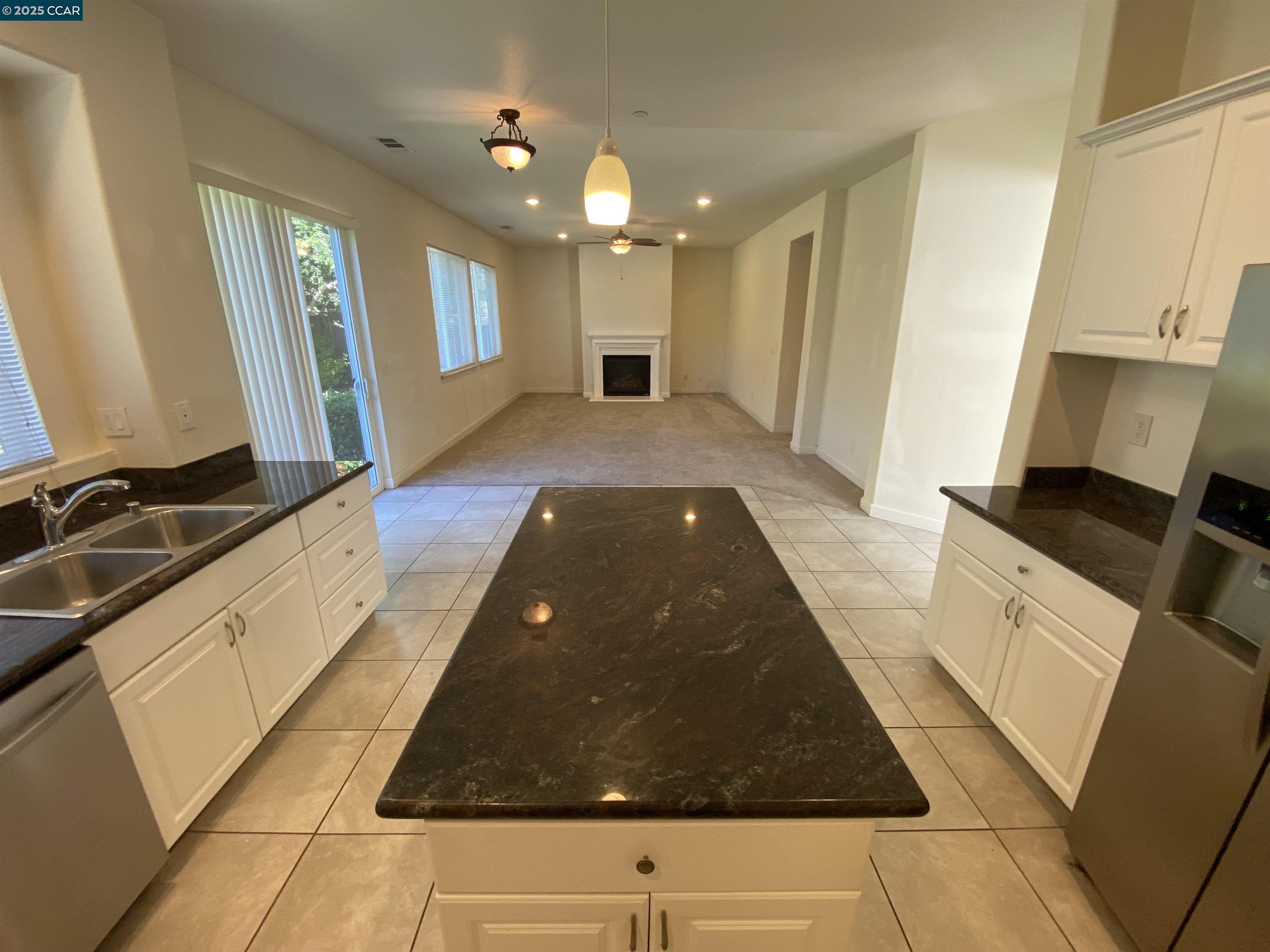 1900 La Veranda Place Martinez, CA 94553 - Photo 13 of 57